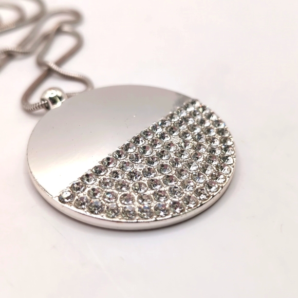 Gloria Vanderbilt Rhinestone / Swarovski Crystal Pendant Necklace - 32" Chain - Picture 6 of 10